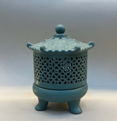 Lư gốm mái nhà xanh