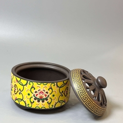 Lư gốm hoạ tiết
