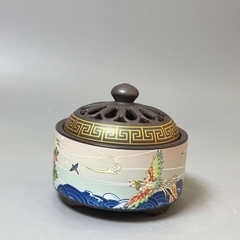 Lư gốm hoạ tiết