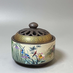 Lư gốm hoạ tiết