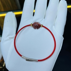 Cỏ 4 lá thạch anh tóc đỏ