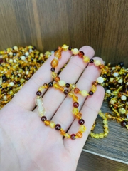 Vòng tay hổ phách