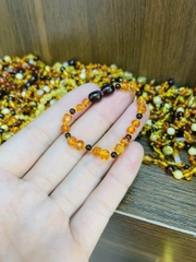 Vòng tay hổ phách