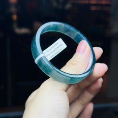 Vòng Bản Vuông Lam Băng Ngọc – Sắc Xanh Thanh Khiết, Đẳng Cấp Thượng Lưu