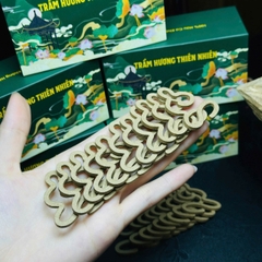 Nhang Thiền, Nhang Trầm Hương Tạo Hình Người Thiền (hộp xanh) – Độc Bản Thanh Tịnh.