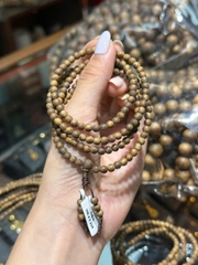 Chuỗi Trầm Hải Nam Nổi 4li – Tinh Hoa Đất Trời & Tâm Linh Hội Tụ