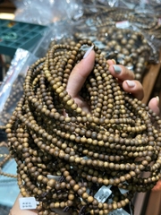 Chuỗi Trầm Hải Nam Nổi 5li 108 Hạt – Tinh Hoa Đất Trời & Tâm Linh Hội Tụ