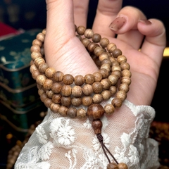 Chuỗi Trầm Hương Sớ Ngang 6 Li – Vẻ Đẹp Mộc Mạc & Tinh Tế