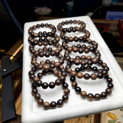 Chuỗi Trầm Sánh 12ly – Hương Thơm Tĩnh Tại & Đẳng Cấp Nam Tính