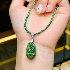 Chuỗi Phỉ Thúy Lục Đế 2.5mm & Mặt Phật Bản Mệnh Hư Không Tạng Bồ Tát – Vẻ Đẹp Tâm Linh & Sang Trọng