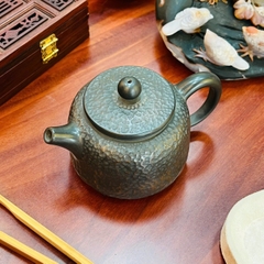 Ấm Tử Sa Dáng Tây Thi – Tinh Hoa Trà Đạo & Nghệ Thuật Gốm Sứ