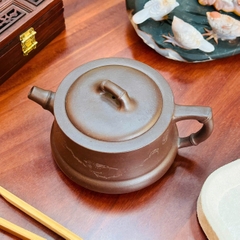 Ấm Tử Sa Nghi Hưng – Tinh Hoa Trà Đạo & Nghệ Thuật Chế Tác Thủ Công
