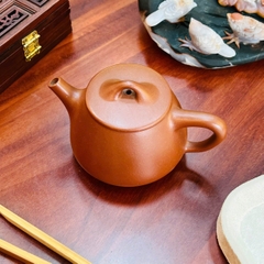 Ấm Tử Sa Nghi Hưng – Nghệ Thuật Trà Đạo Cổ Điển & Tinh Xảo