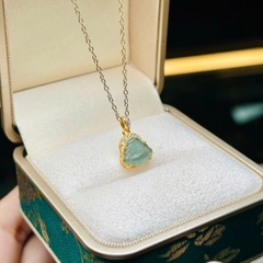 Dây Cổ Mặt Di Lặc Lam Băng Bạc Phủ Vàng – Biểu Tượng Hỷ Lạc & Bình An