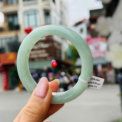 Vòng Phỉ Thúy Xanh Mùa Xuân (Type A) – Tuyệt Tác Ngọc Thiên Nhiên