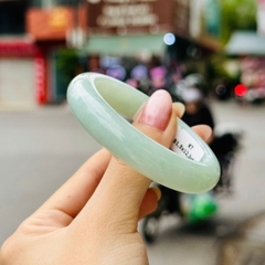 Vòng Nguyên Khối Ngọc Phỉ Thúy Xanh Mùa Xuân – Tuyệt Tác Thiên Nhiên (Type A)