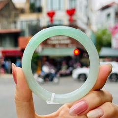 Vòng Bản Phỉ Thúy Bạch Đế Thanh Type A – Vẻ Đẹp Quyền Quý & Vĩnh Cửu