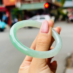 Vòng Bản Phỉ Thúy Bạch Đế Thanh Type A – Vẻ Đẹp Quyền Quý & Vĩnh Cửu