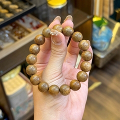 Chuỗi Trầm Lào Rừng 12mm – Hương Sắc Thiên Nhiên & Tâm Linh Hội Tụ