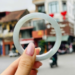 Vòng Ngọc Phỉ Thuý Băng Trắng Type A – Vẻ Đẹp Thanh Khiết & Sang Trọng