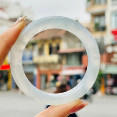 Vòng Ngọc Phỉ Thuý Băng Điểm Bông Luna Type A – Tuyệt Tác Băng Chủng Thanh Khiết