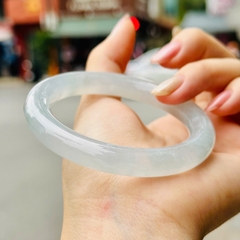 Vòng Ngọc Phỉ Thuý Băng Điểm Bông Luna Type A – Tuyệt Tác Băng Chủng Thanh Khiết