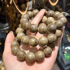 Chuỗi Trầm Rừng Campuchia 16ly – Đẳng Cấp Trầm Tự Nhiên & Khí Chất Thượng Lưu