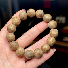 Vòng Trầm Hương Rừng Campuchia 14.5mm – Tinh Hoa Đại Ngàn & Vượng Khí