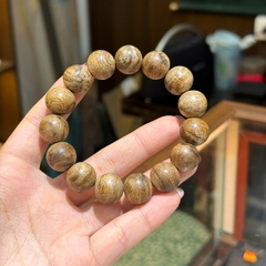 Vòng Tay Trầm Hương Campuchia 14mm – Tinh Hoa Đại Ngàn & Vượng Khí