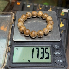 Vòng Tay Trầm Hương Campuchia 14mm – Tinh Hoa Đại Ngàn & Vượng Khí