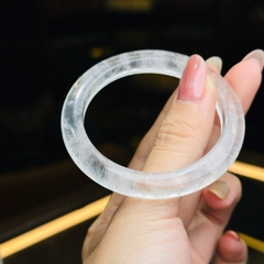 Vòng Bản Thạch Anh Trắng Tự Nhiên – Năng Lượng Tinh Khôi & Vĩnh Cửu