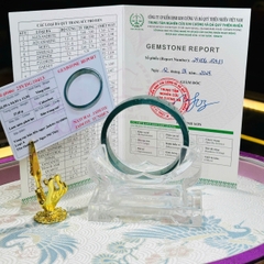 Vòng Tay Ngọc Phỉ Thúy Lam Băng (Jadeite Type A) – Bản Vuông Sang Trọng & Đẳng Cấp