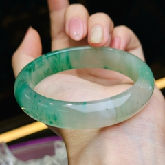 Vòng Ngọc Khối Du Long (Sơn Thủy) – Vẻ Đẹp Quyền Quý & Vĩnh Cửu