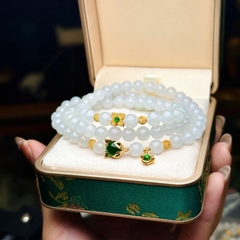 Phỉ thuý trắng 6,5mm mix charm v18k