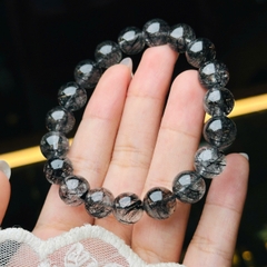 Vòng Tay Thạch Anh Tóc Đen 10mm – Quyền Năng & Sự Huyền Bí