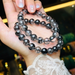 Vòng Tay Thạch Anh Tóc Đen 9.5mm – Quyền Năng & Sự Bảo Hộ