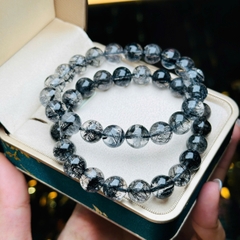 Vòng Tay Thạch Anh Tóc Đen 9.5mm – Quyền Năng & Sự Bảo Hộ