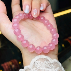 Vòng Tay Thạch Anh Hồng 10-11mm – Sắc Hồng Ngọt Ngào & Tình Duyên Viên Mãn