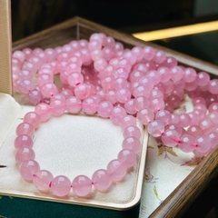 Vòng Tay Thạch Anh Hồng 10-11mm – Sắc Hồng Ngọt Ngào & Tình Duyên Viên Mãn