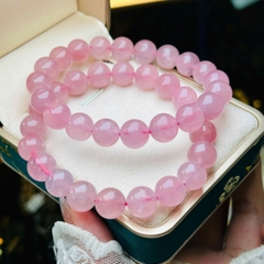 Vòng Tay Thạch Anh Hồng 10-11mm – Sắc Hồng Ngọt Ngào & Tình Duyên Viên Mãn