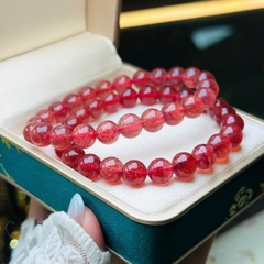 Vòng Tay Thạch Anh Dâu Tây Hồng 8mm – Vẻ Đẹp Ngọt Ngào & Tràn Đầy Sức Sống