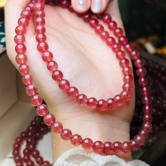 Chuỗi Thạch Anh Dâu Tây Hồng 6.8mm – Sắc Hồng Ngọt Ngào & Tràn Đầy Năng Lượng