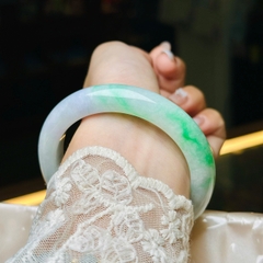 Vòng Tay Phỉ Thúy Đới Xuân Tài – Tuyệt Tác Thiên Nhiên 57.1x10.7x9.3