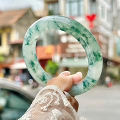 Vòng Ngọc Phỉ Thuý Băng Chủng Hoa Xanh – Vẻ Đẹp Thiên Nhiên Kỳ Diệu