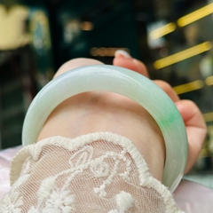 Khối Phỉ Thúy Điểm Bạch Đế Thanh - Vẻ Đẹp Sang Trọng & Đẳng Cấp