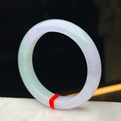 Vòng Tay Nguyên Khối Phỉ Thuý Đới Xuân Tài – Sắc Màu Thanh Tao & Sang Trọng