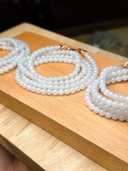 Chuỗi Ngọc Phỉ Thuý Trắng 5li – Vẻ Đẹp Thanh Khiết & Sang Trọng