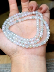 Chuỗi Phỉ Thúy Trắng Xanh 5 Li – Vẻ Đẹp Thanh Khiết & Tinh Tế