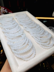 Chuỗi Đơn Phỉ Thuý Trắng 5.8li – Vẻ Đẹp Tinh Khôi & Trang Nhã