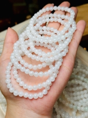 Chuỗi Đơn Phỉ Thuý Trắng 5.8li – Vẻ Đẹp Tinh Khôi & Trang Nhã